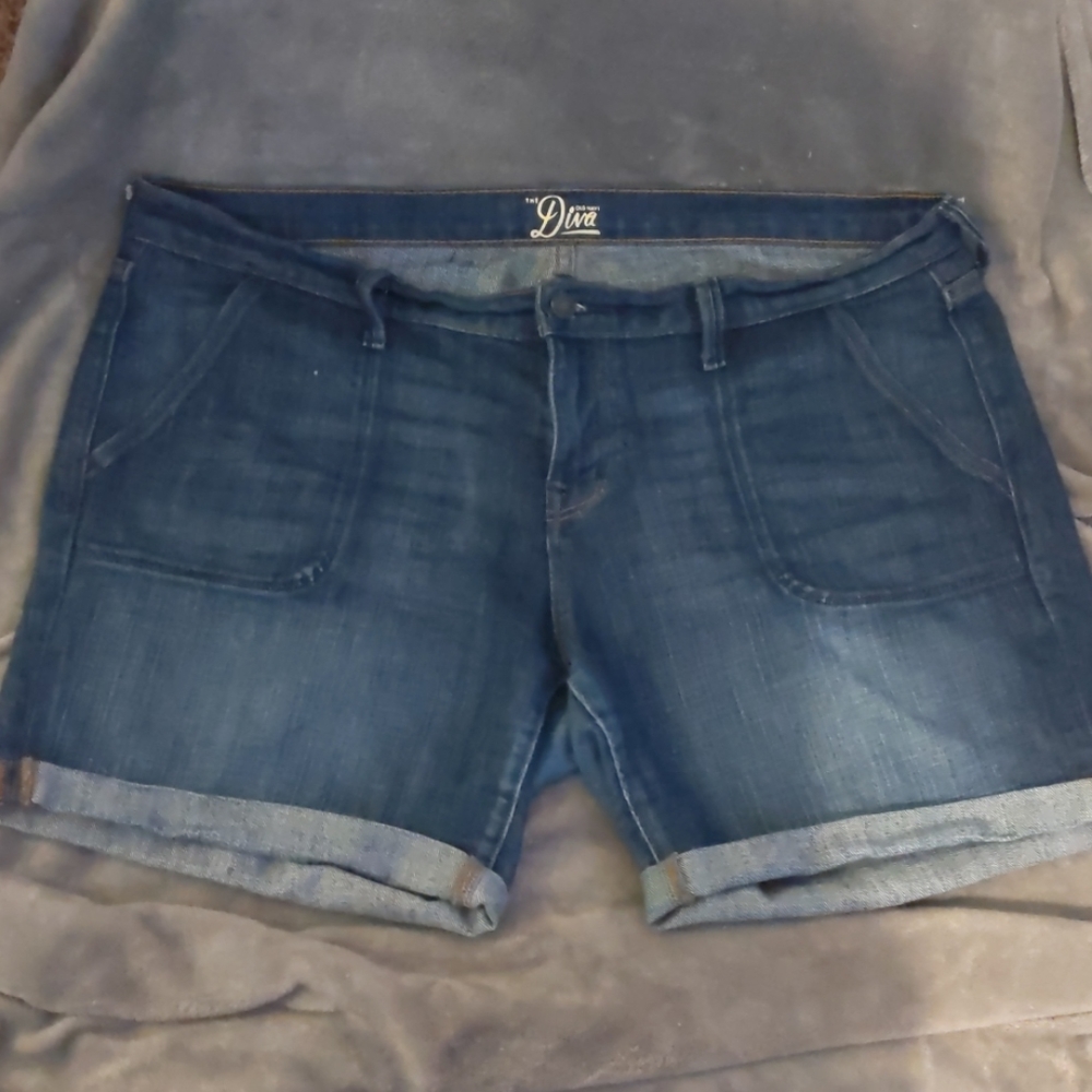 Old Navy shorts